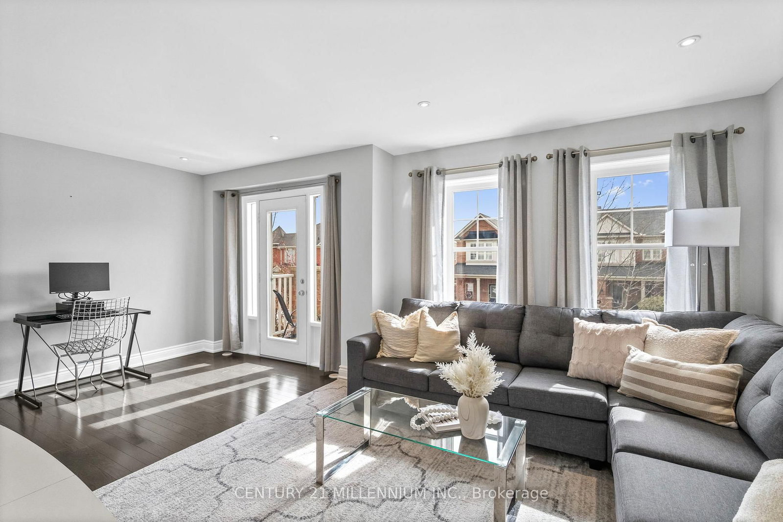 Townhouse for sale at 655 Cargill Path, Milton, Ontario, L9T 0G3 - Coates - MLS: W13003582