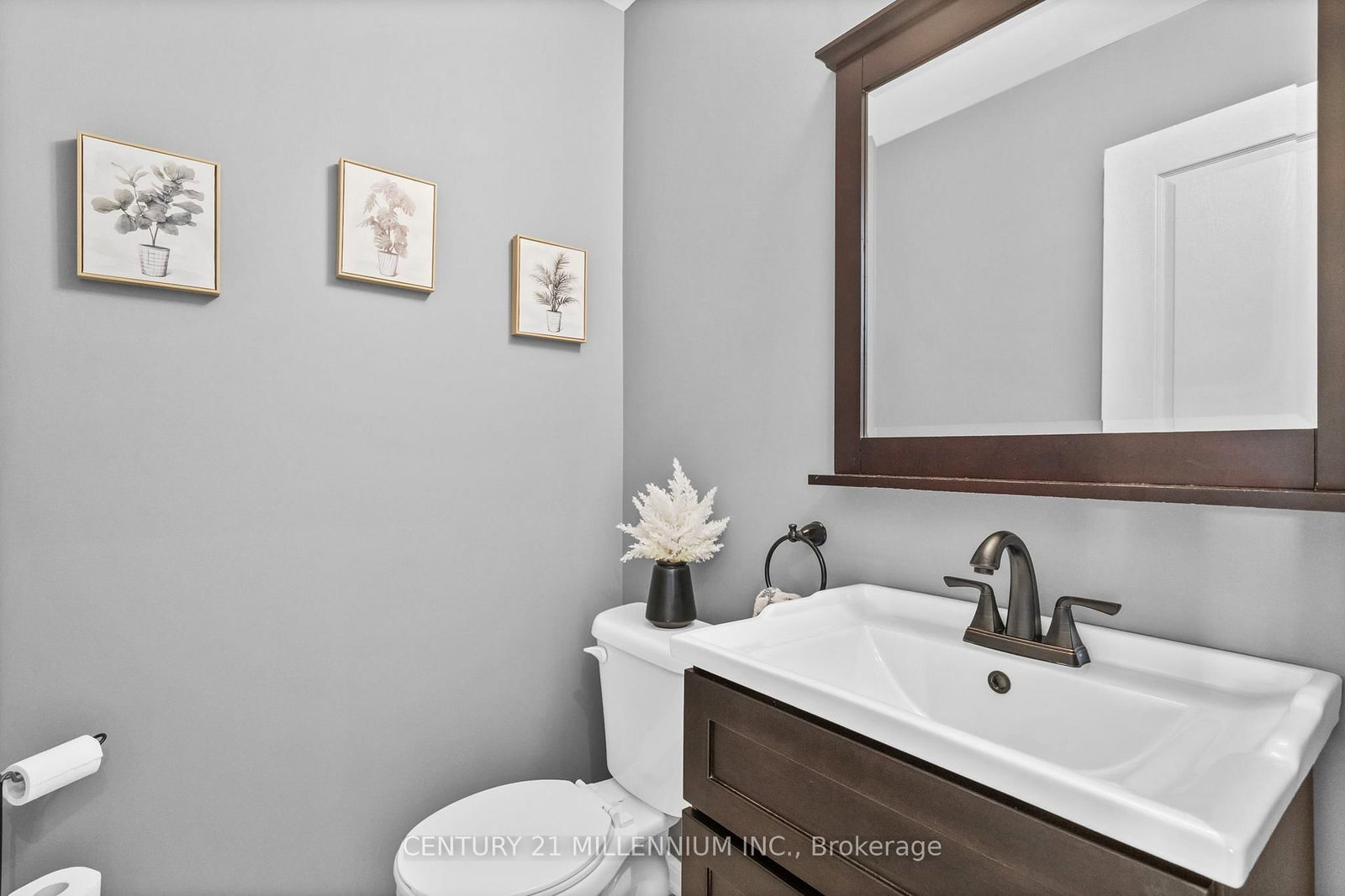 Townhouse for sale at 655 Cargill Path, Milton, Ontario, L9T 0G3 - Coates - MLS: W13003582