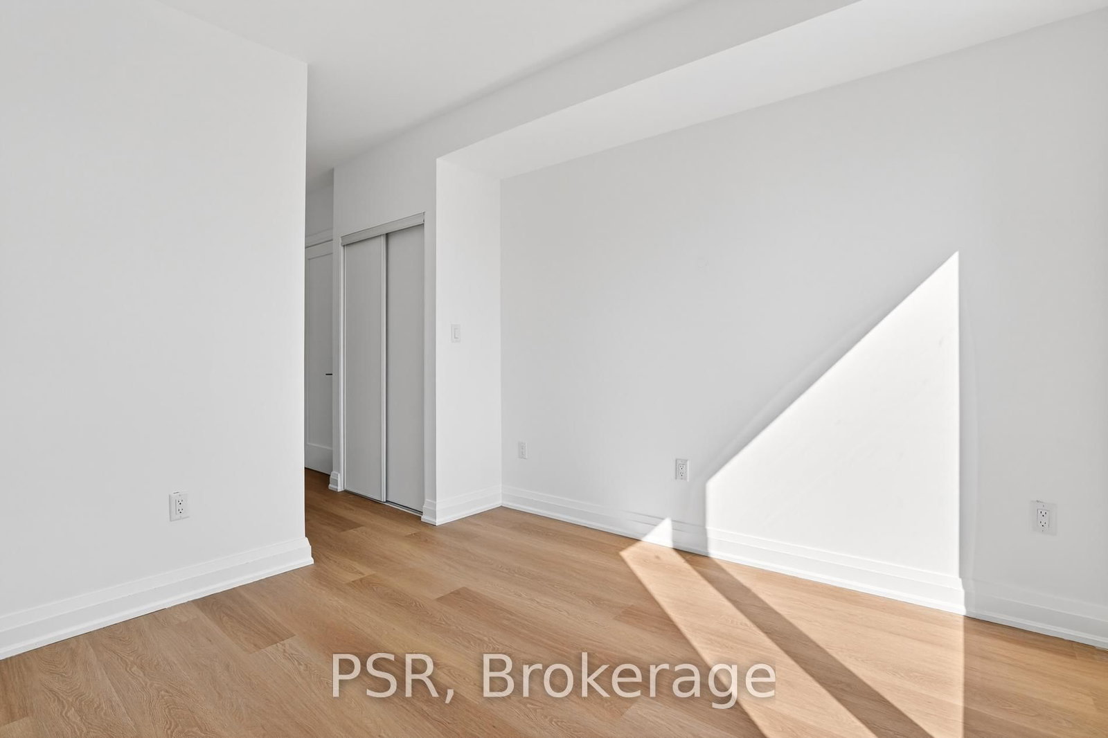 218 Aileen Avenue, Unit B - Photo 14