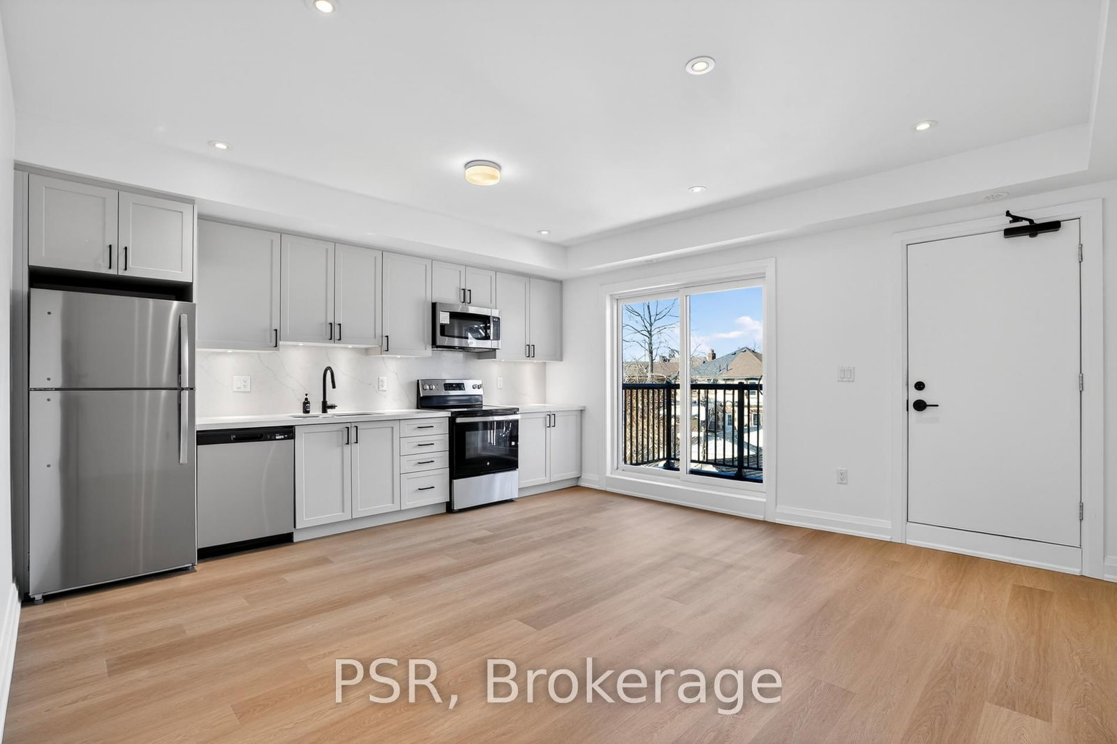 218 Aileen Avenue, Unit B - Photo 3