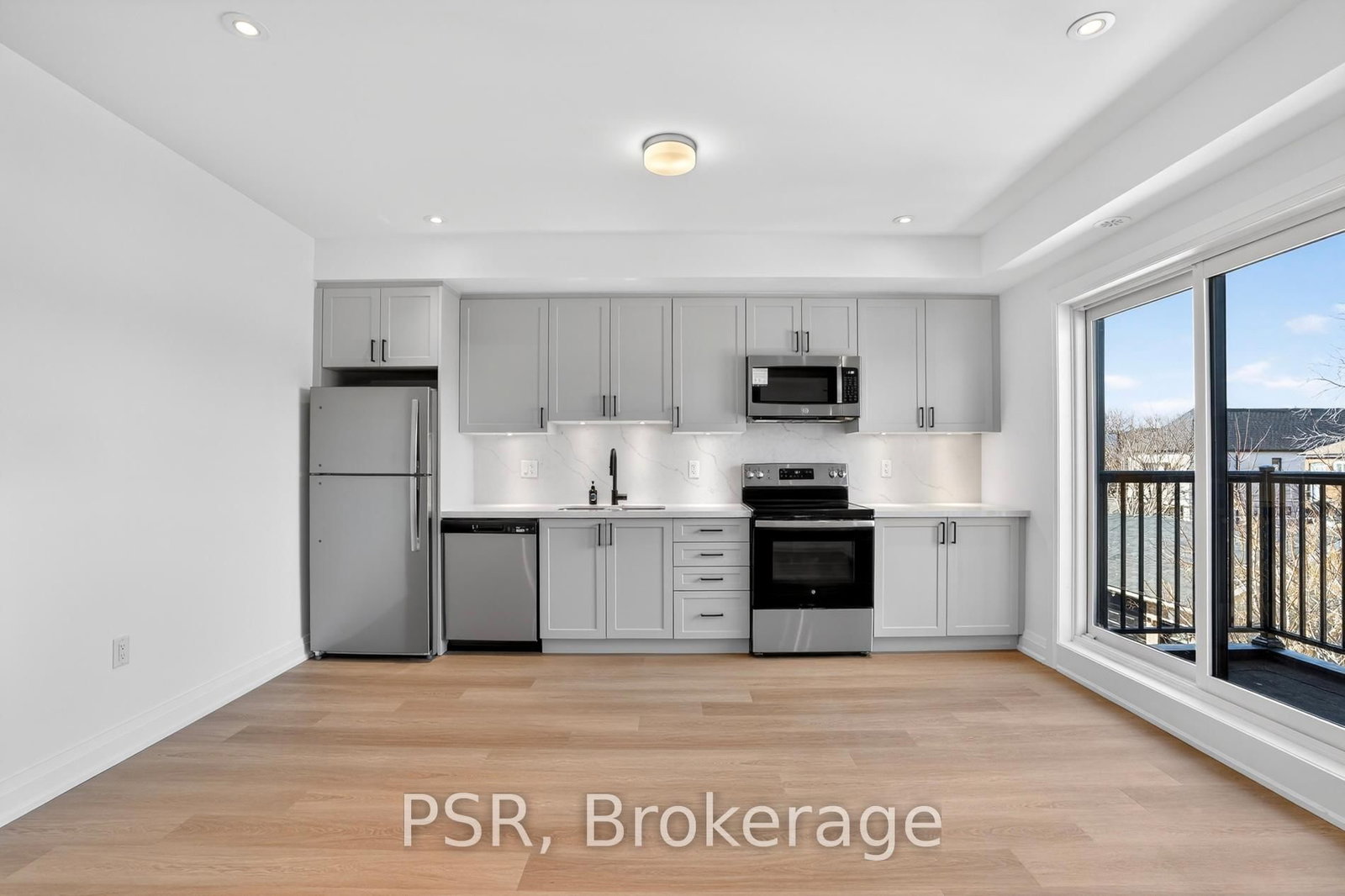 218 Aileen Avenue, Unit B - Photo 4