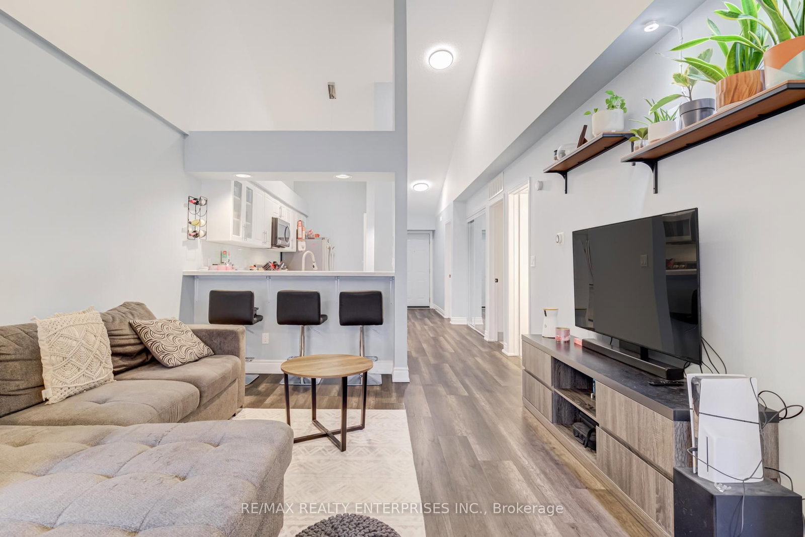 85 Bristol Road E, Unit 156 - Photo 16