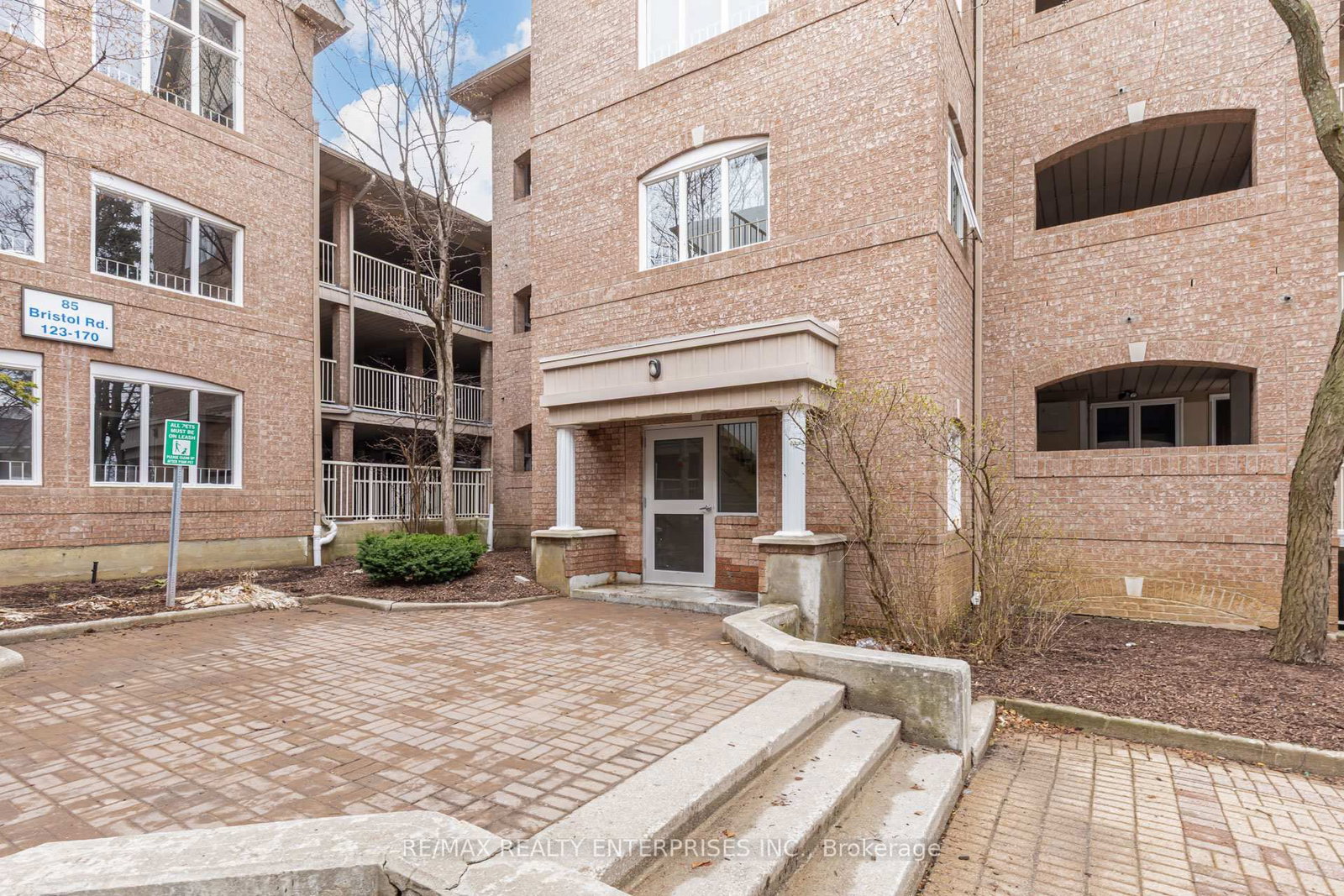 85 Bristol Road E, Unit 156 - Photo 2