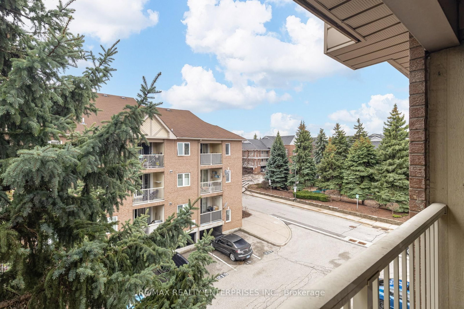 85 Bristol Road E, Unit 156 - Photo 28