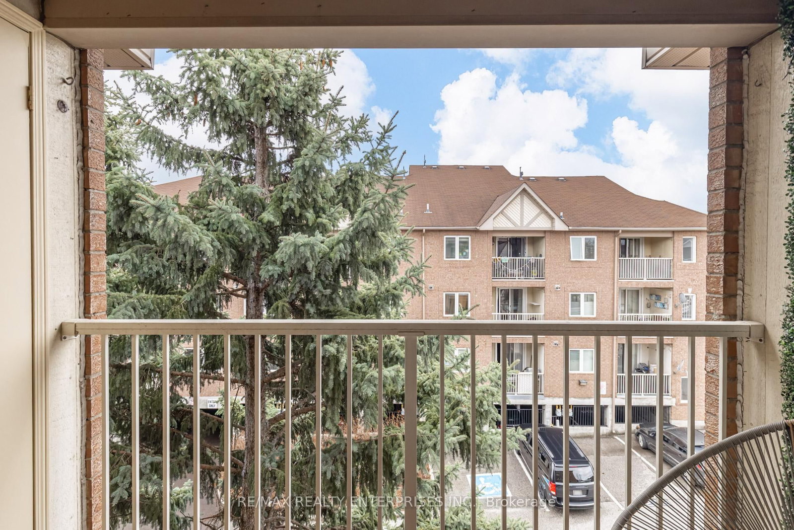 85 Bristol Road E, Unit 156 - Photo 29