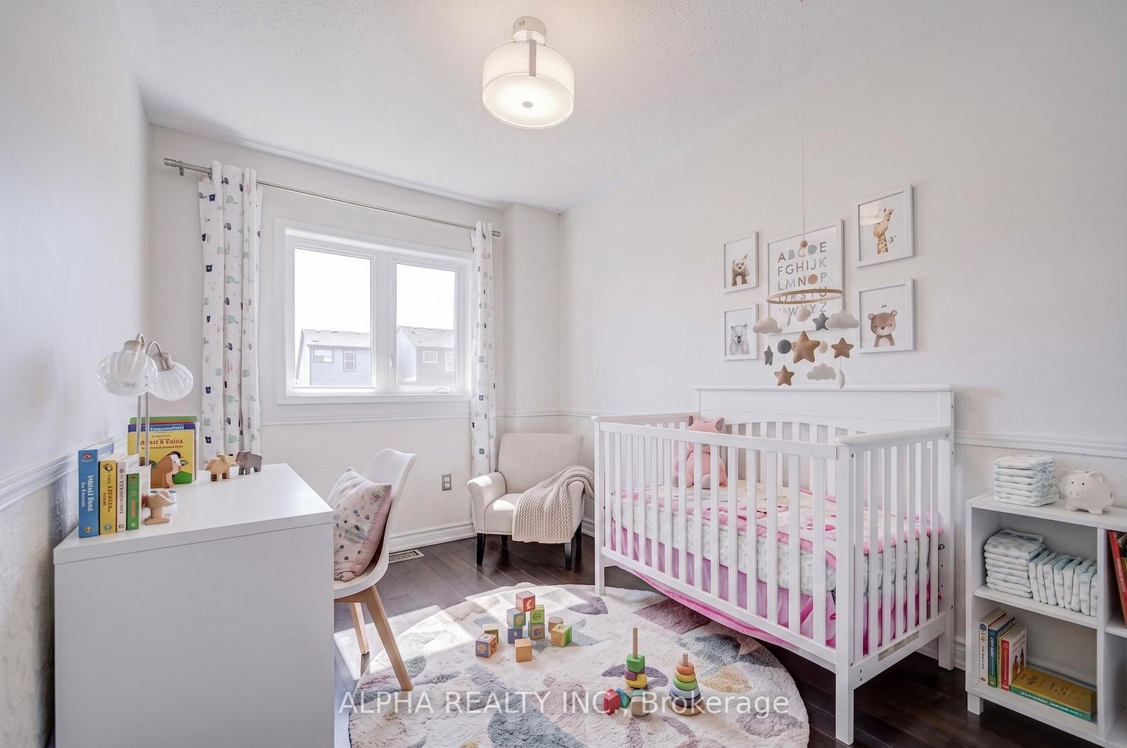 102 Roxton Road - Photo 14