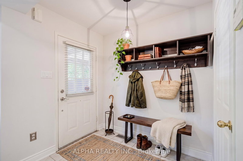 102 Roxton Rd, Oakville, L6H 6V4 | Image 2