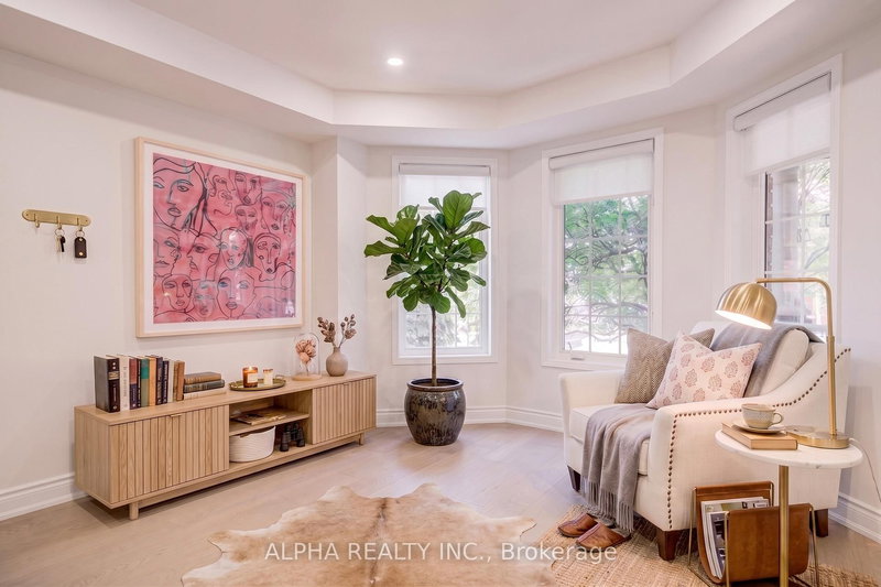 102 Roxton Rd, Oakville, L6H 6V4 | Image 3