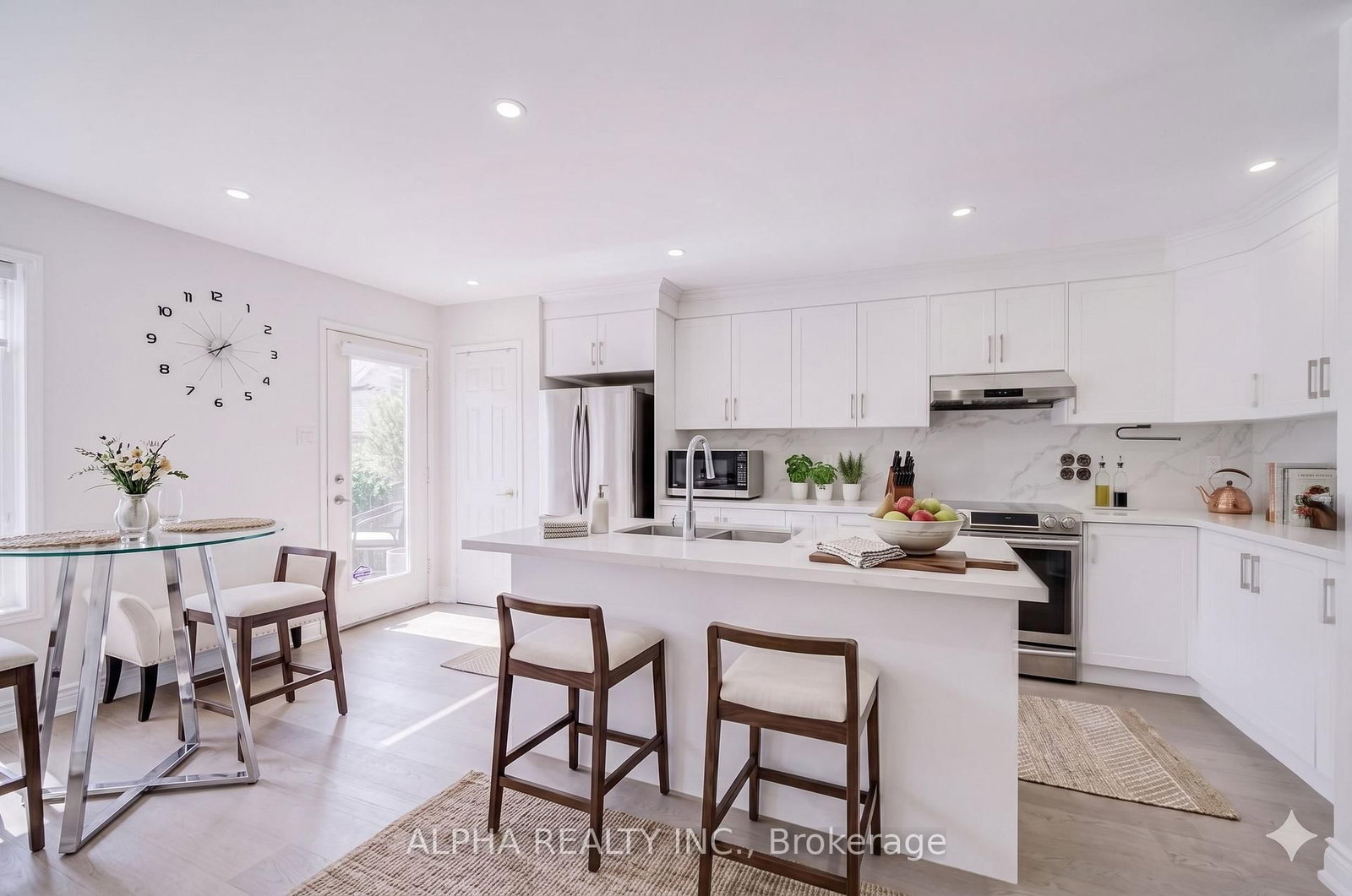 102 Roxton Road - Photo 6