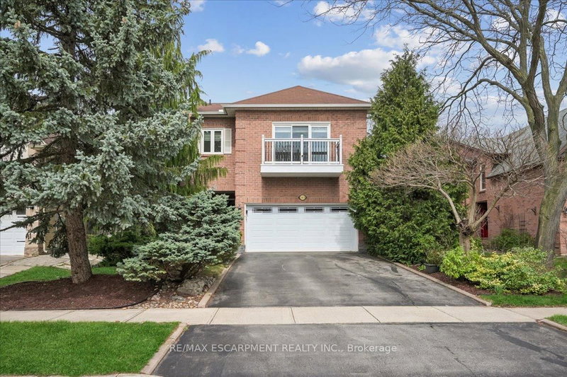 163 Romain Cres, Oakville, Ontario