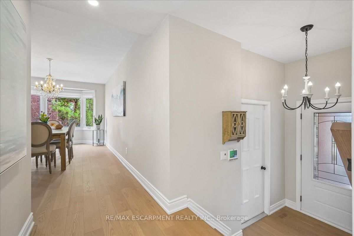 Detached House for sale at 163 Romain Crescent, Oakville, Ontario, L6H 5A7 - College Park - MLS: W13003754