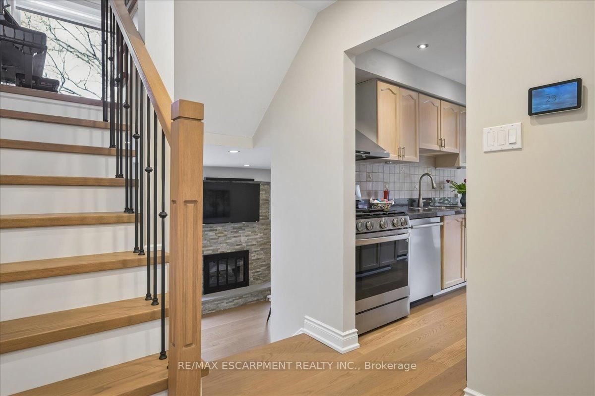 Detached House for sale at 163 Romain Crescent, Oakville, Ontario, L6H 5A7 - College Park - MLS: W13003754