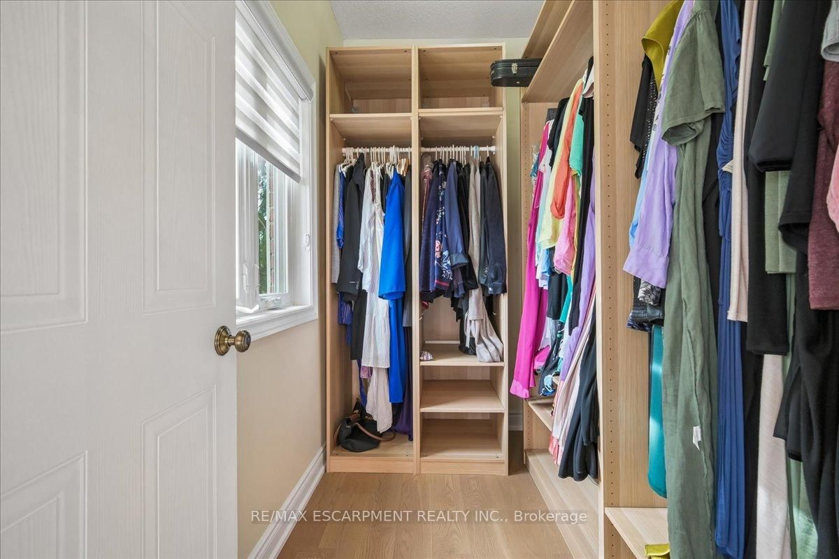 Detached House for sale at 163 Romain Crescent, Oakville, Ontario, L6H 5A7 - College Park - MLS: W13003754