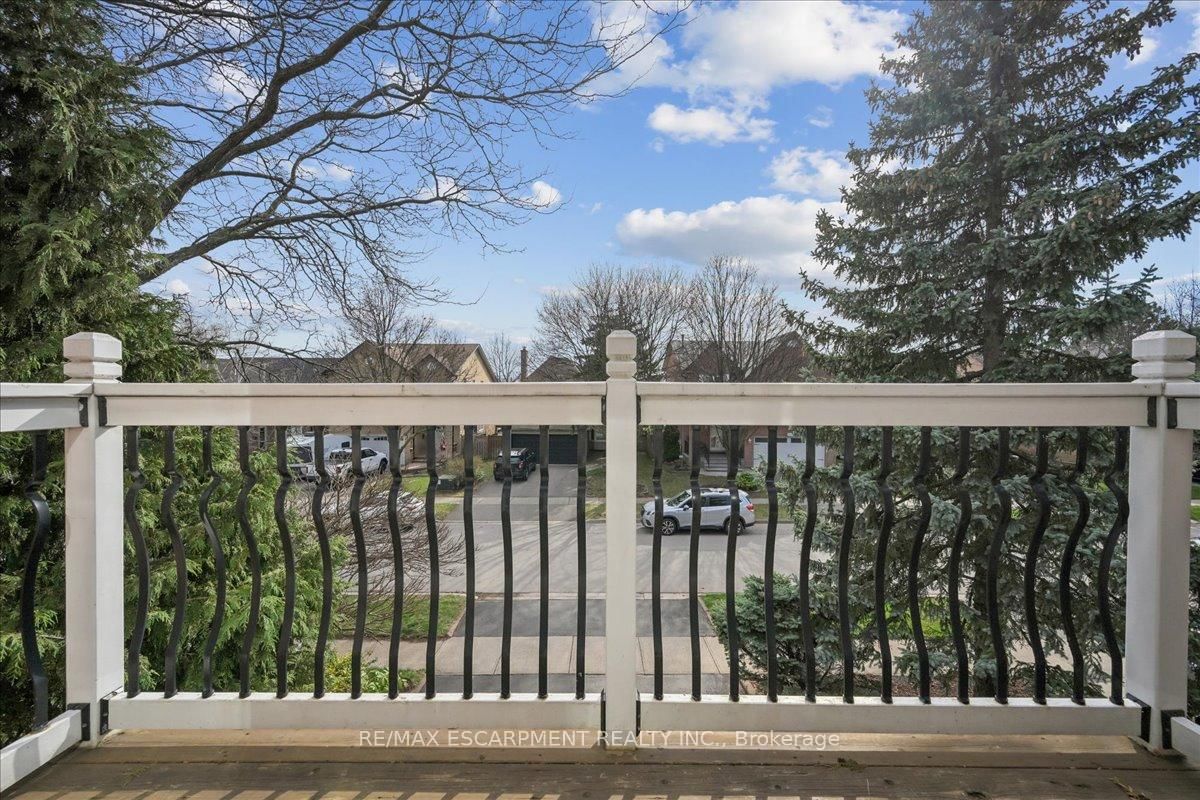 Detached House for sale at 163 Romain Crescent, Oakville, Ontario, L6H 5A7 - College Park - MLS: W13003754