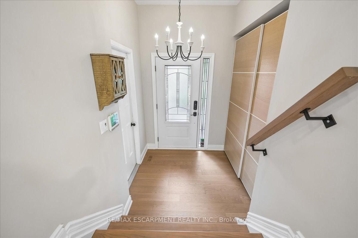 Detached House for sale at 163 Romain Crescent, Oakville, Ontario, L6H 5A7 - College Park - MLS: W13003754