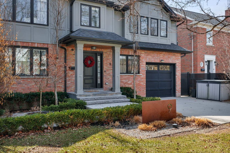 9 Bernice Ave, Toronto, M8Y 1Z5 | Image 2