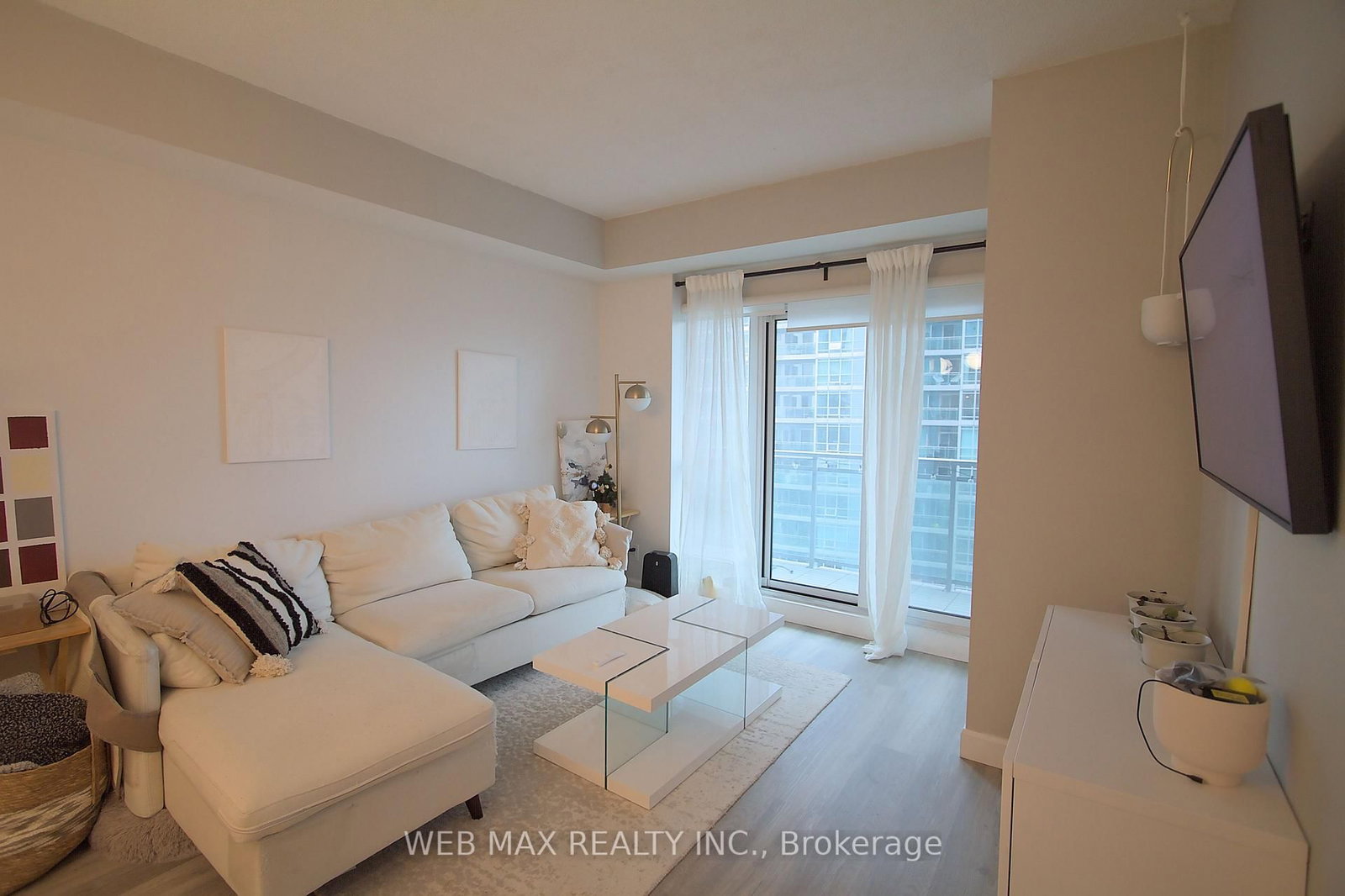 165 Legion Road N, Unit 1133 - Photo 4