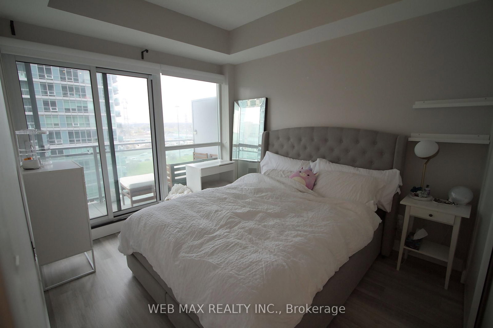 165 Legion Road N, Unit 1133 - Photo 5