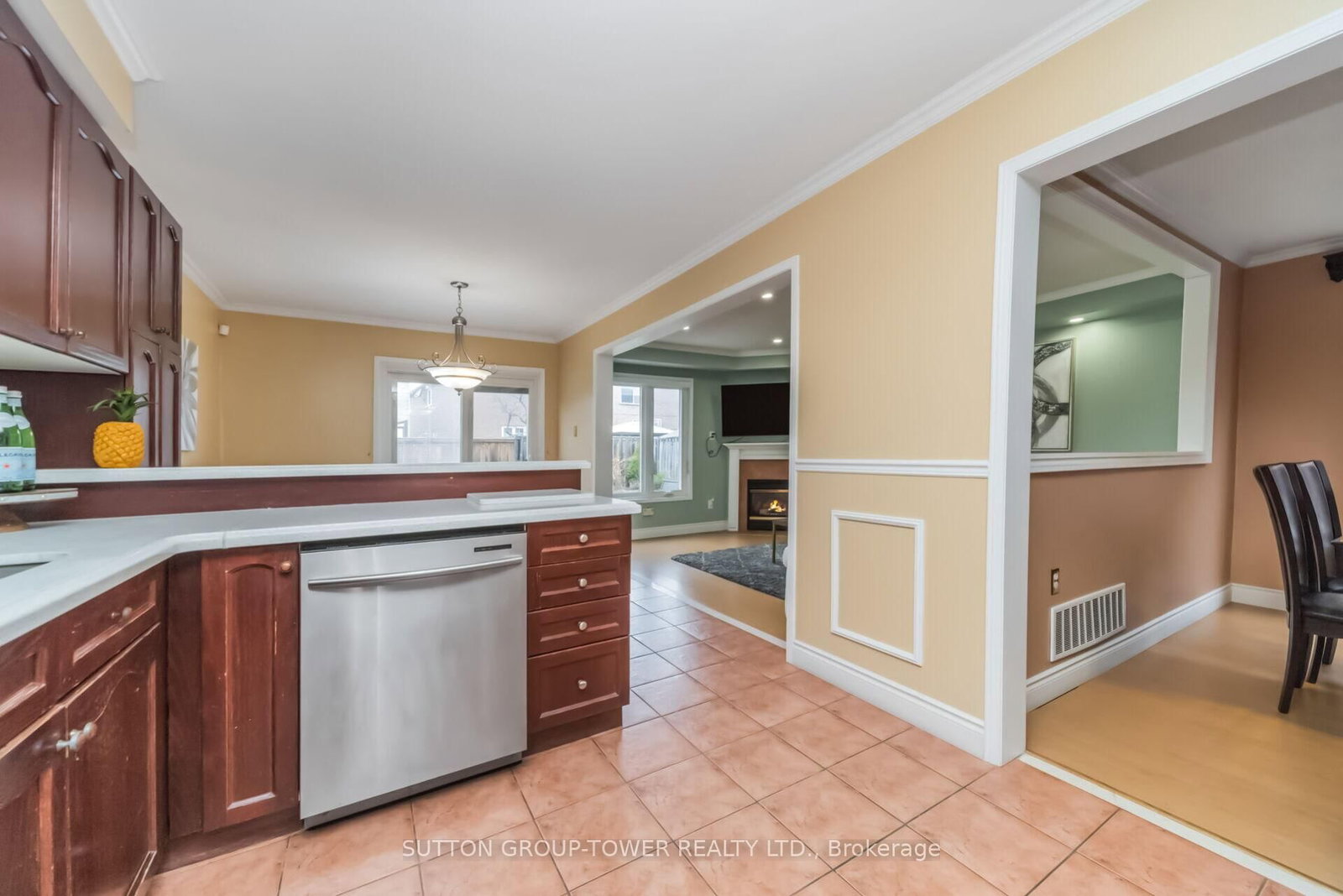 Detached House for sale at 3 Arthurs Crescent, Brampton, Ontario, L6Y 4Y5 - Fletcher's West - MLS: W13003884