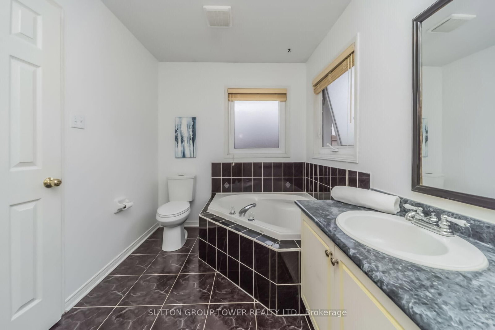 Detached House for sale at 3 Arthurs Crescent, Brampton, Ontario, L6Y 4Y5 - Fletcher's West - MLS: W13003884