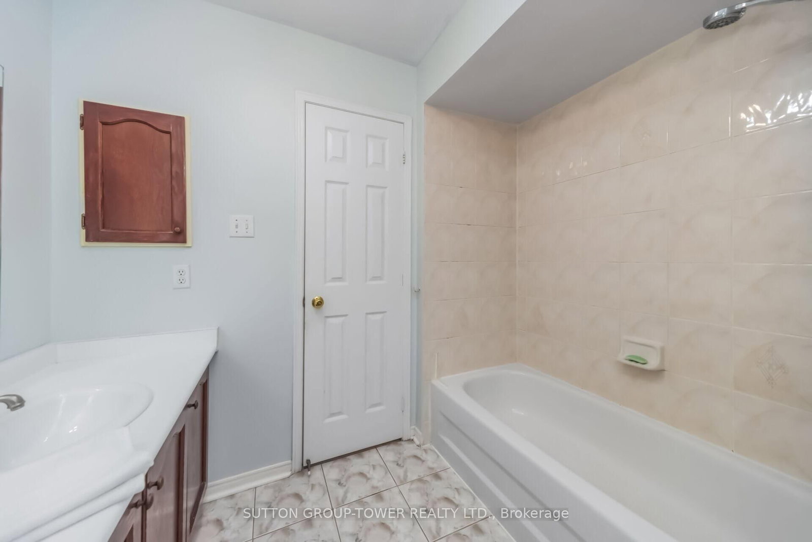 Detached House for sale at 3 Arthurs Crescent, Brampton, Ontario, L6Y 4Y5 - Fletcher's West - MLS: W13003884