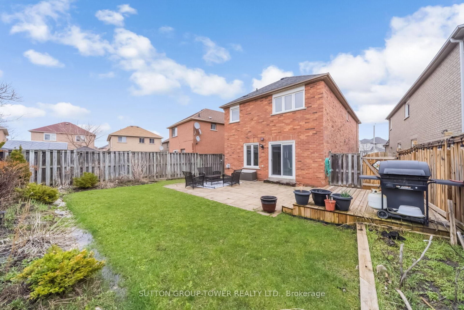 Detached House for sale at 3 Arthurs Crescent, Brampton, Ontario, L6Y 4Y5 - Fletcher's West - MLS: W13003884