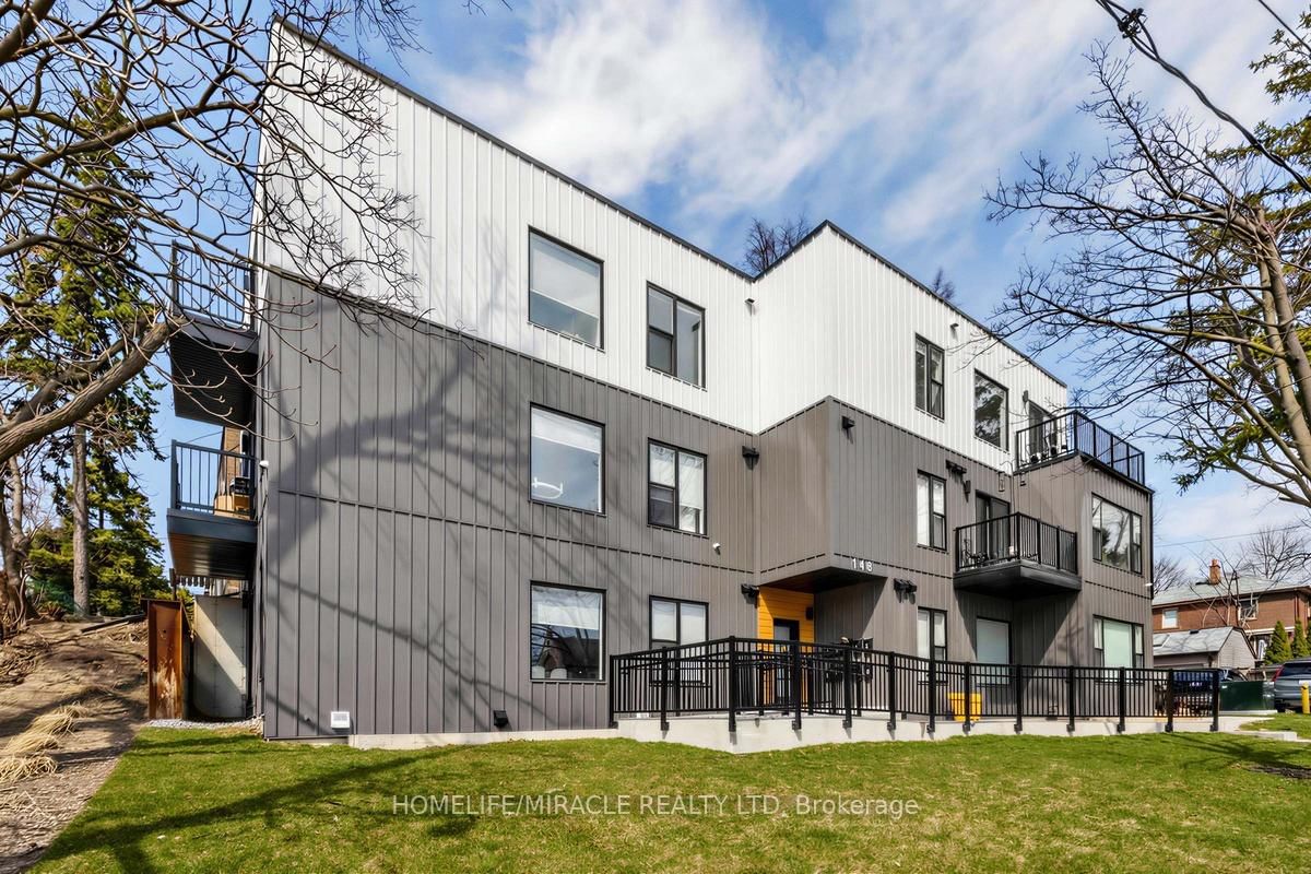 148 Glenlake Avenue, Unit 3