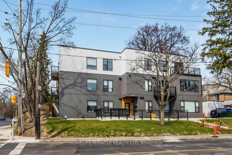 3 - 148 Glenlake Ave, Toronto, M6P 1E7 | Image 2