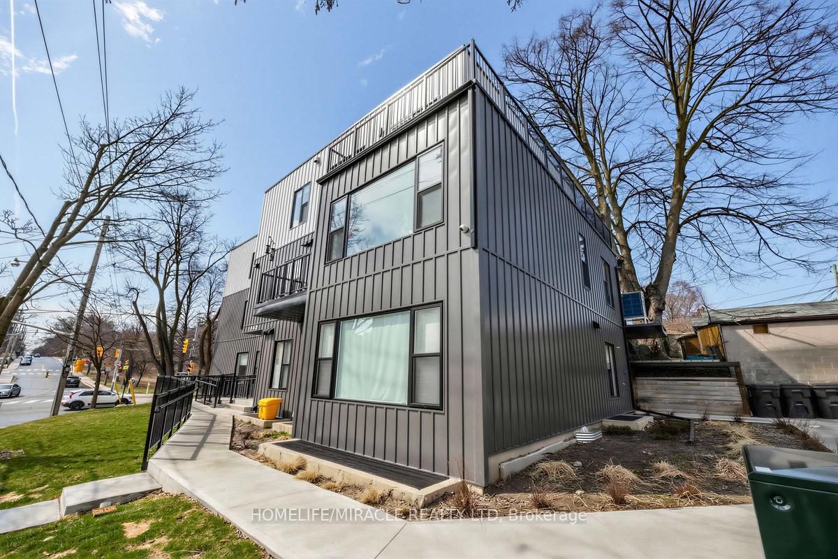 148 Glenlake Avenue, Unit 3 - Photo 24