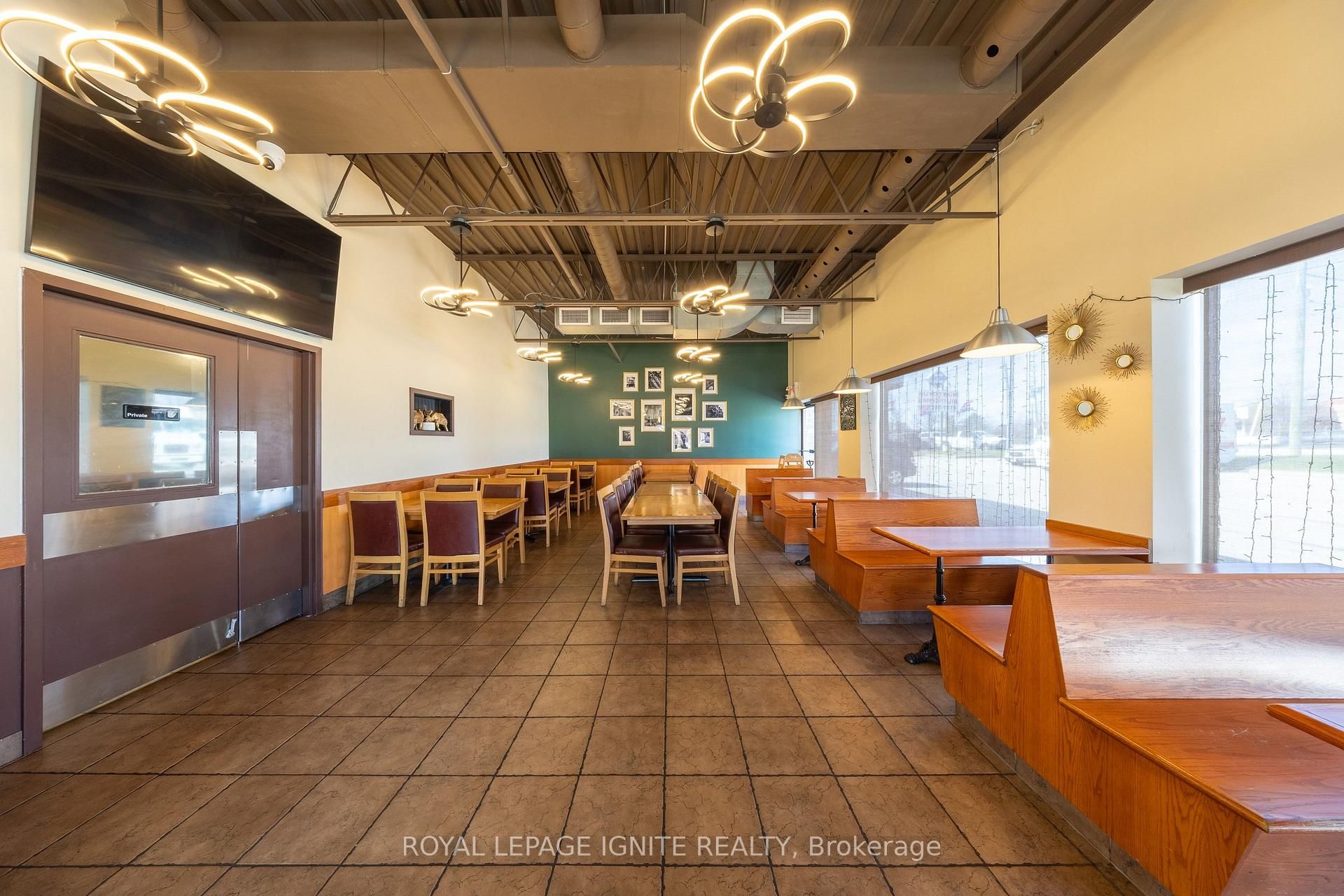 1706 Dundas Street E, Unit 1