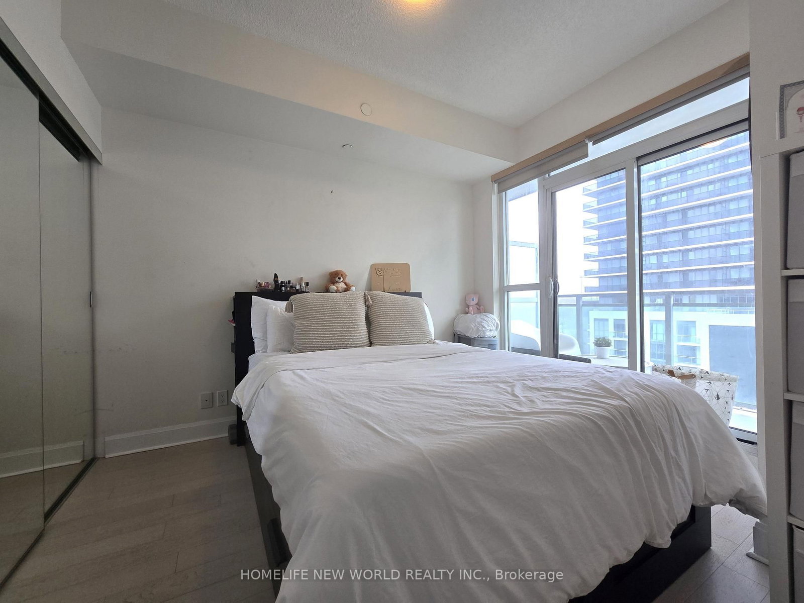 33 Shore Breeze Drive, Unit 508 - Photo 5
