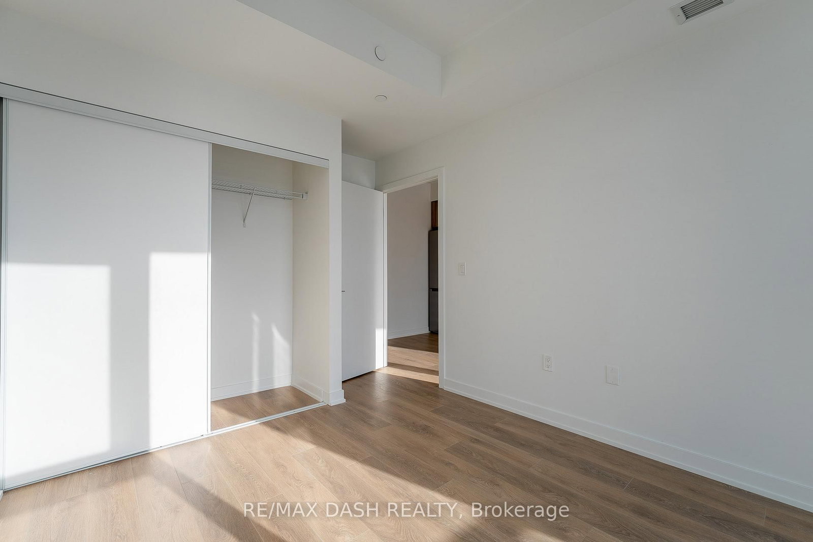1037 THE QUEENSWAY Avenue, Unit 1006 - Photo 19