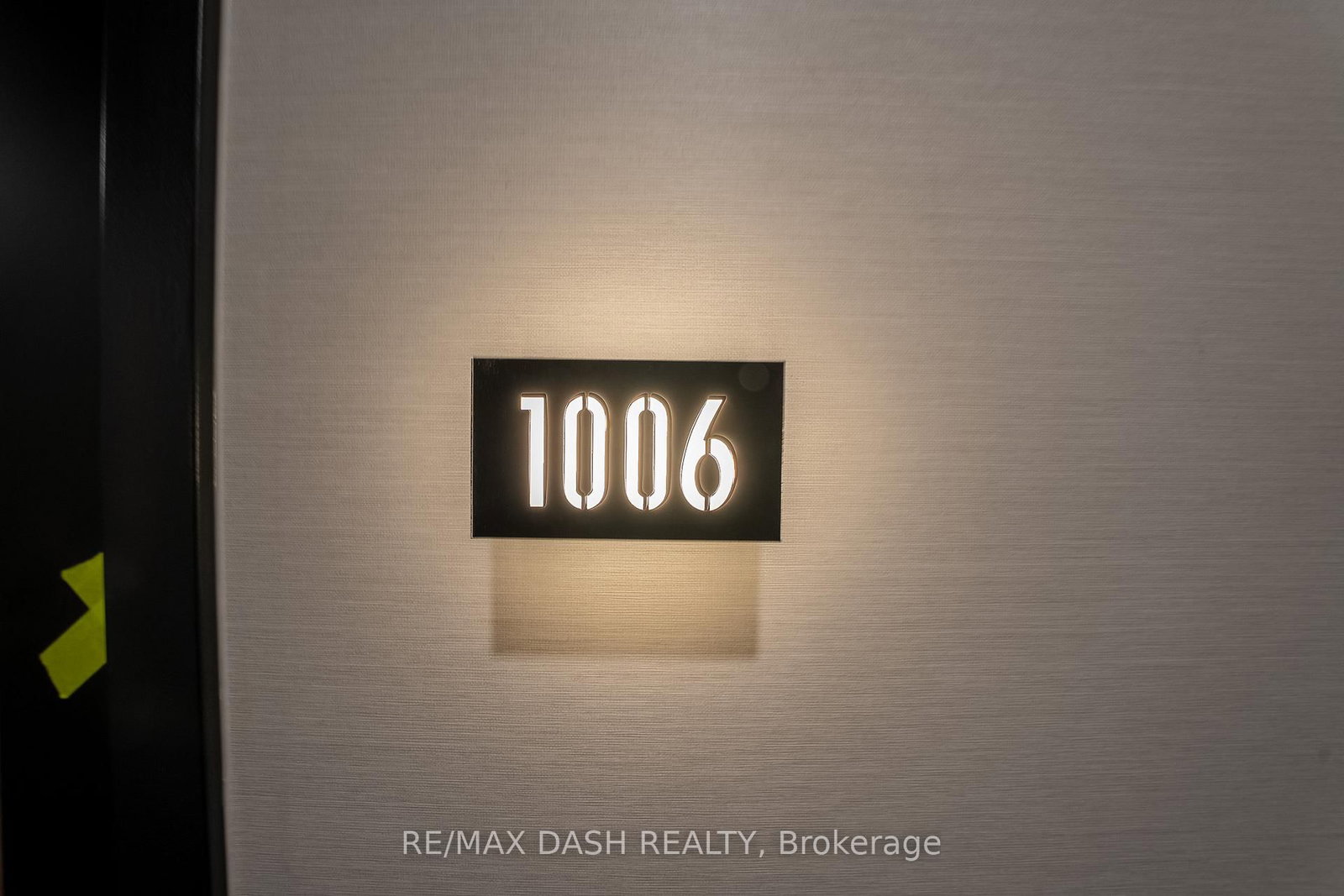 1037 THE QUEENSWAY Avenue, Unit 1006 - Photo 5