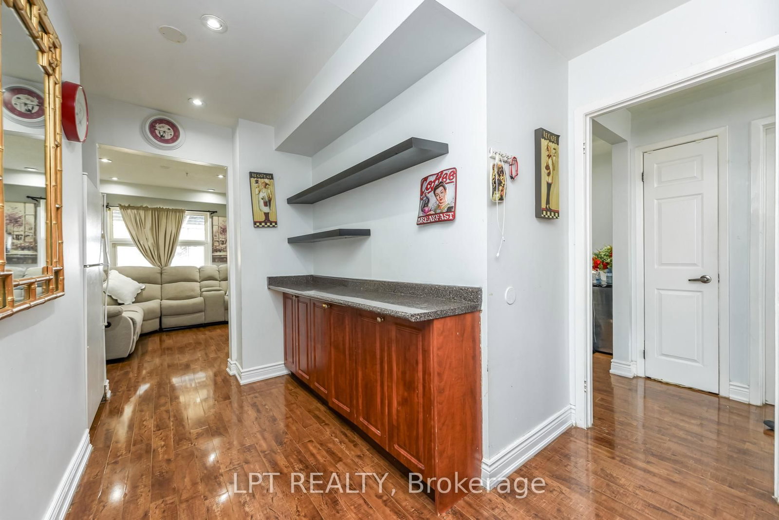 7101 Codlin Avenue - Photo 10