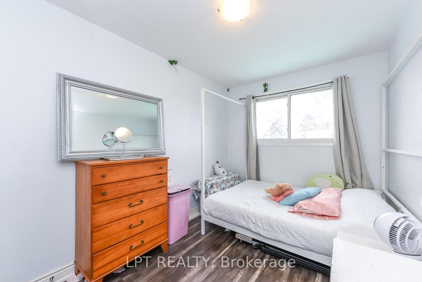 7101 Codlin Avenue - Photo 21