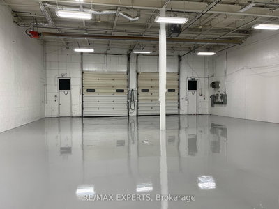 8-9 - 221 Deerhurst Dr | Brampton | Image