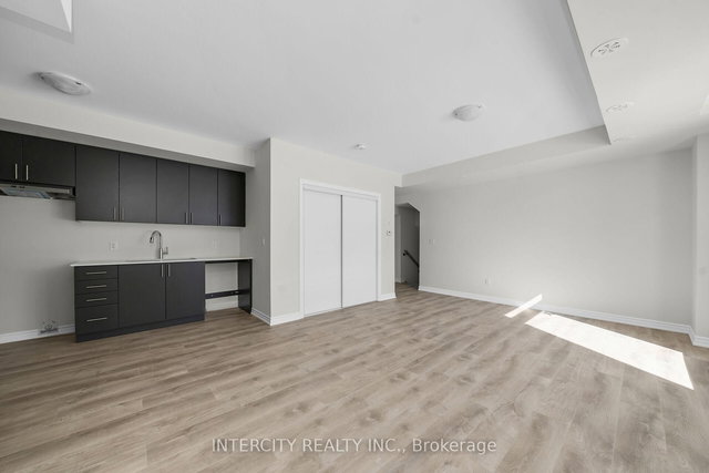 37F - 13 Vibrant Way