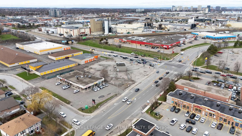 73 Kennedy Rd S, Brampton, L6W 3E4 | Image 3