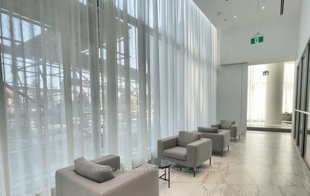 3883 Quartz Road, Unit 3903 - Photo 8