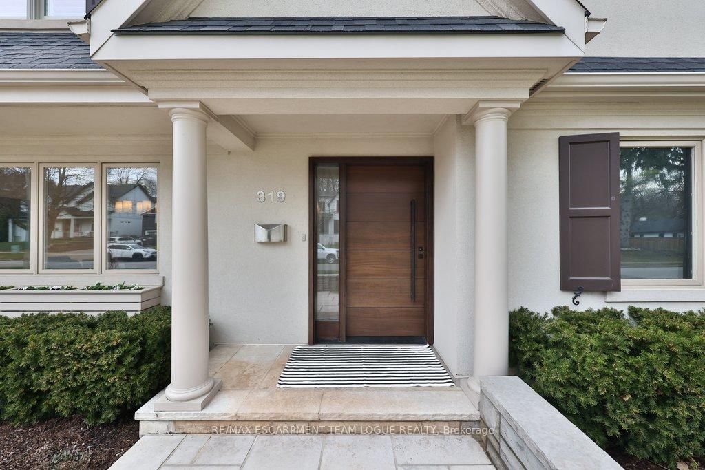 319 Goodram Drive - Photo 3