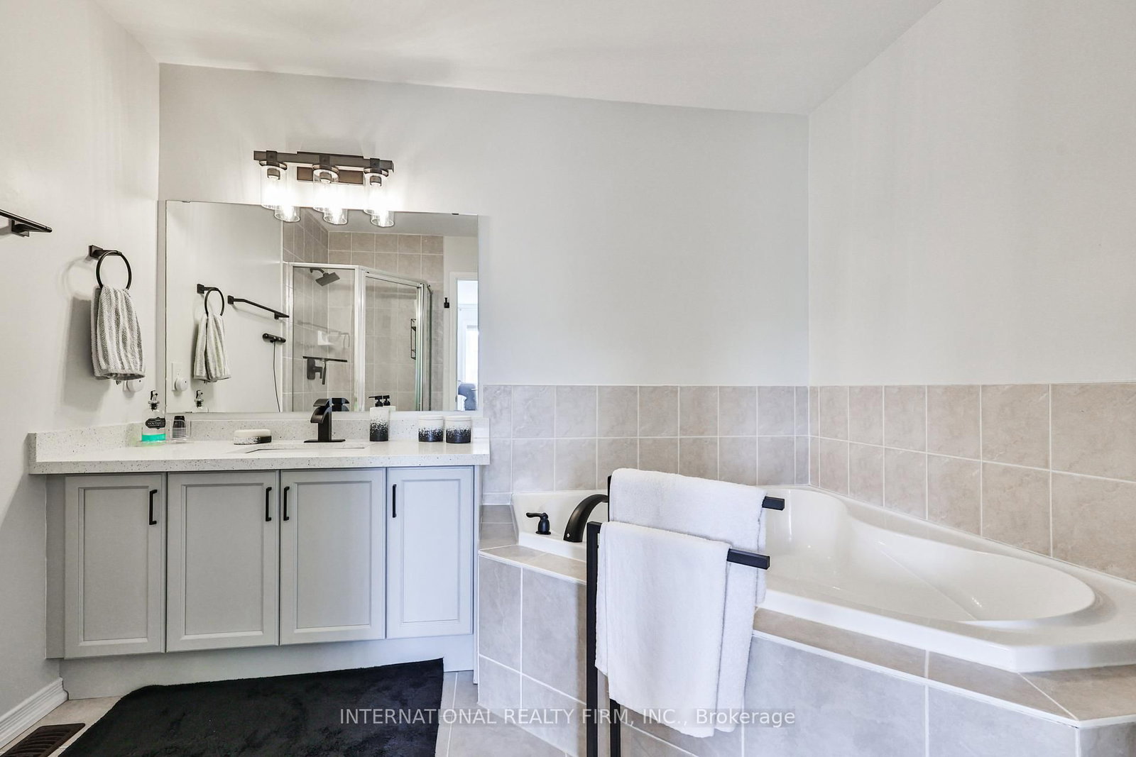 Townhouse for sale at 40-651 Farmstead Drive, Milton, Ontario, L9T 7W2 - Willmott - MLS: W13004292