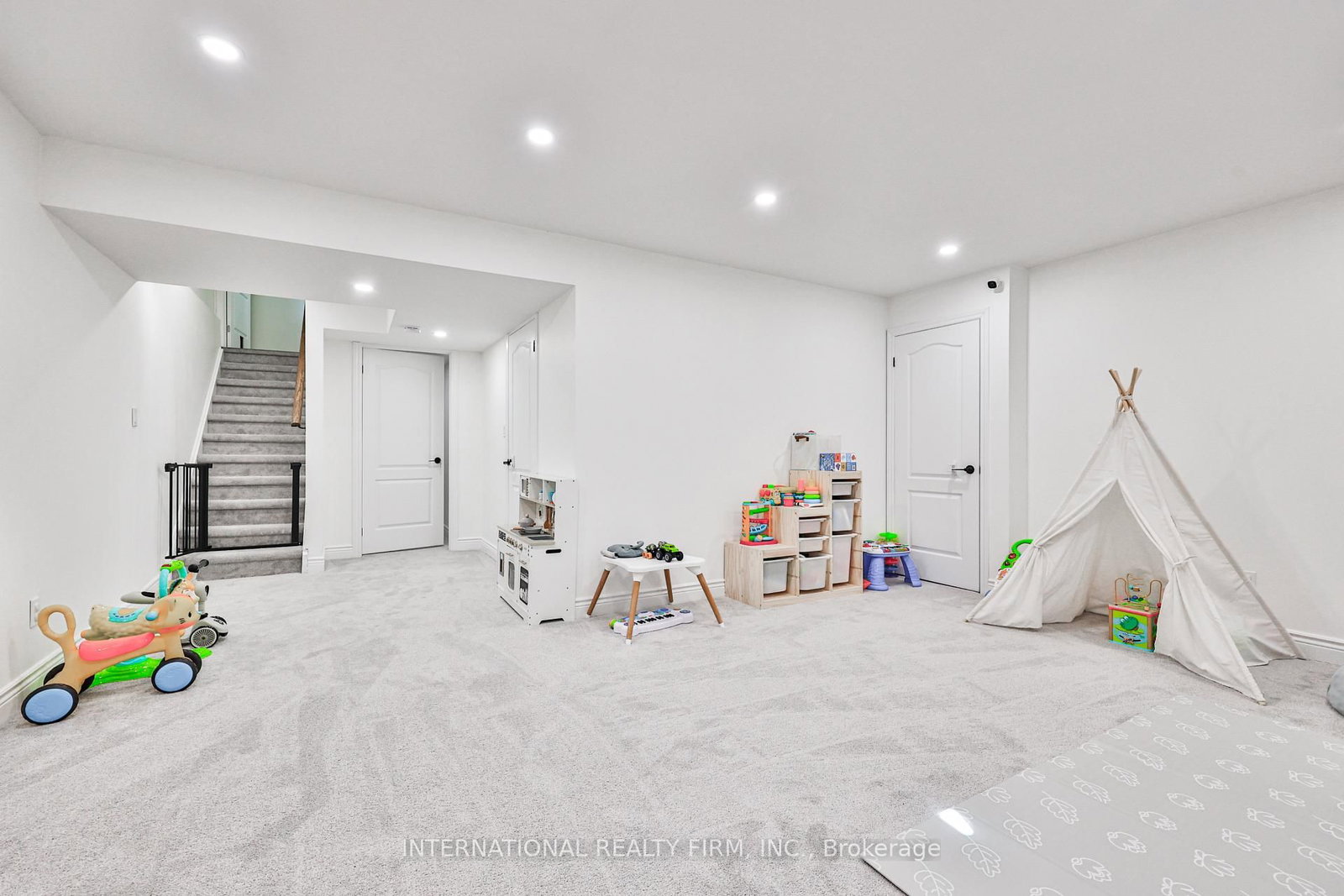 Townhouse for sale at 40-651 Farmstead Drive, Milton, Ontario, L9T 7W2 - Willmott - MLS: W13004292