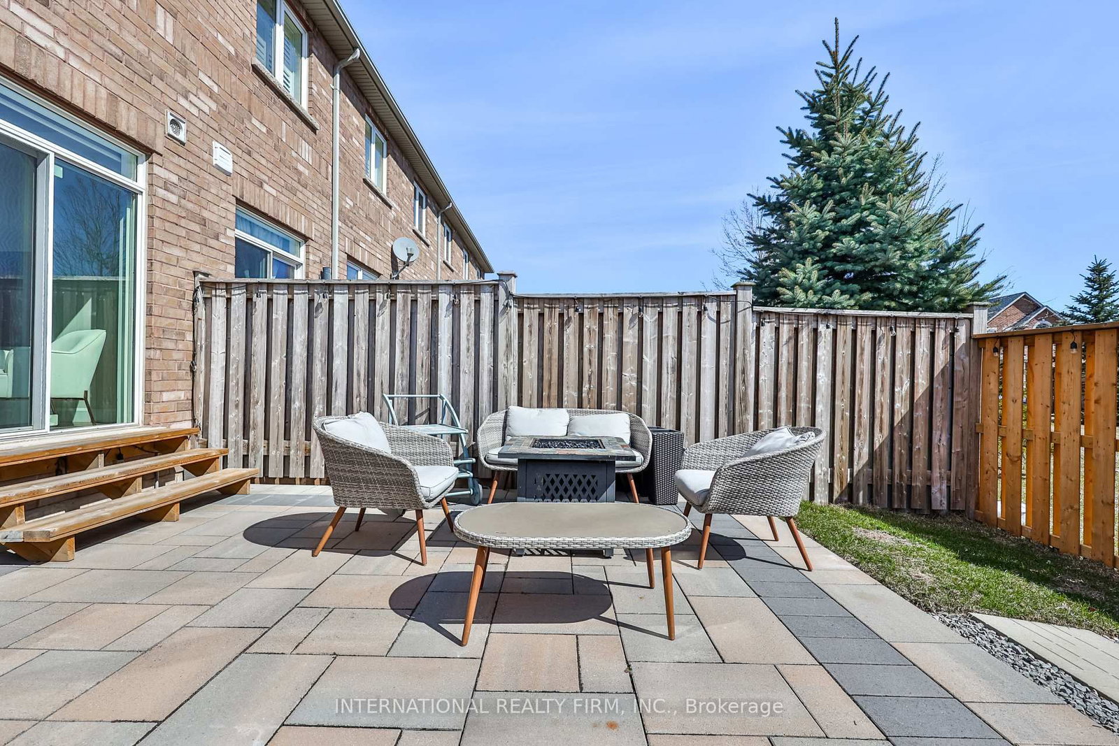 Townhouse for sale at 40-651 Farmstead Drive, Milton, Ontario, L9T 7W2 - Willmott - MLS: W13004292