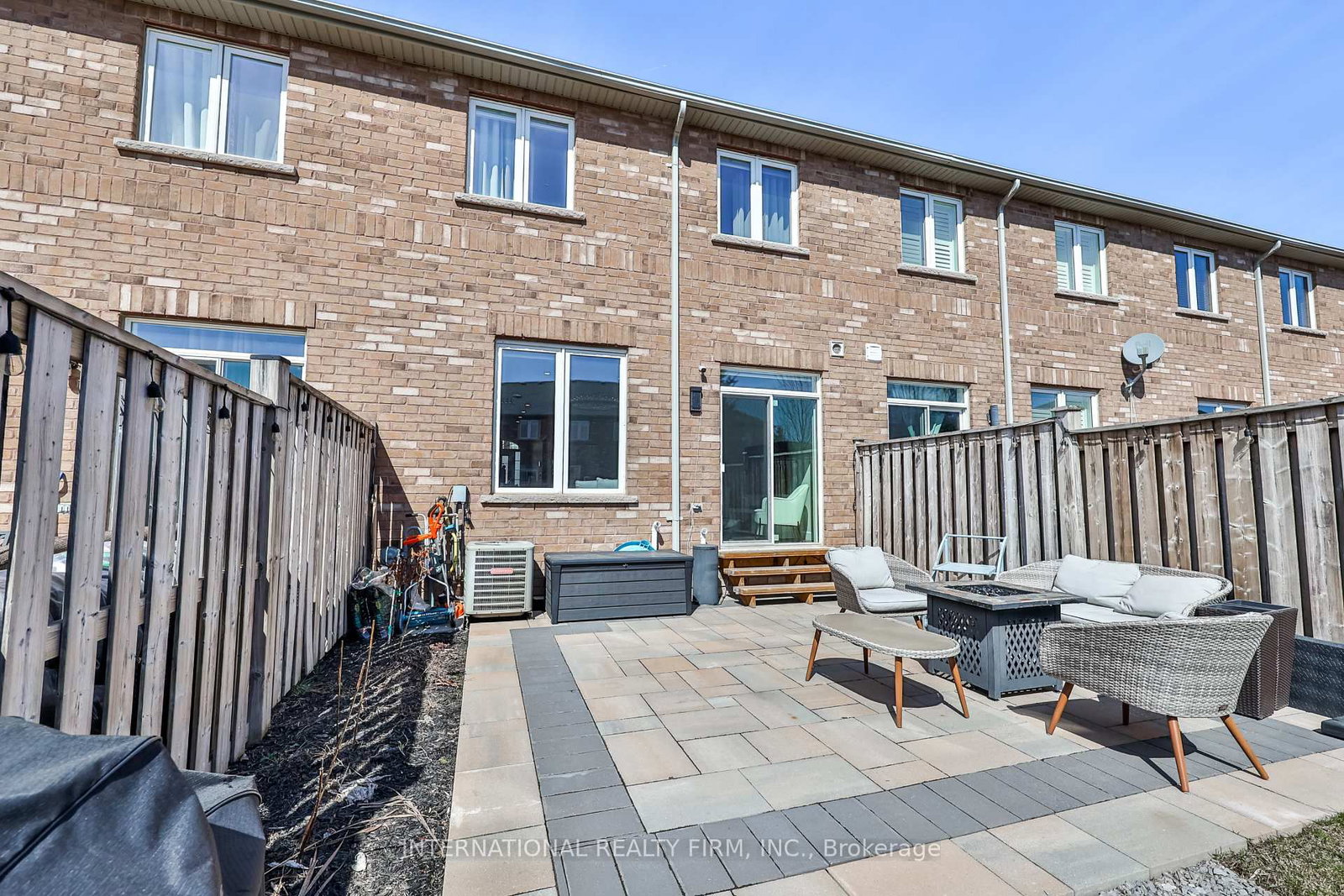 Townhouse for sale at 40-651 Farmstead Drive, Milton, Ontario, L9T 7W2 - Willmott - MLS: W13004292