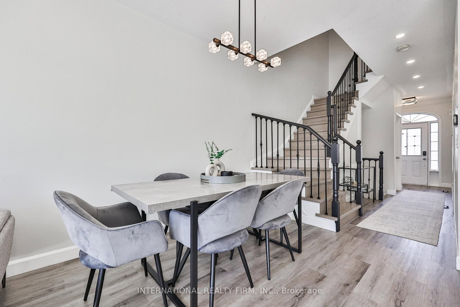 Townhouse for sale at 40-651 Farmstead Drive, Milton, Ontario, L9T 7W2 - Willmott - MLS: W13004292