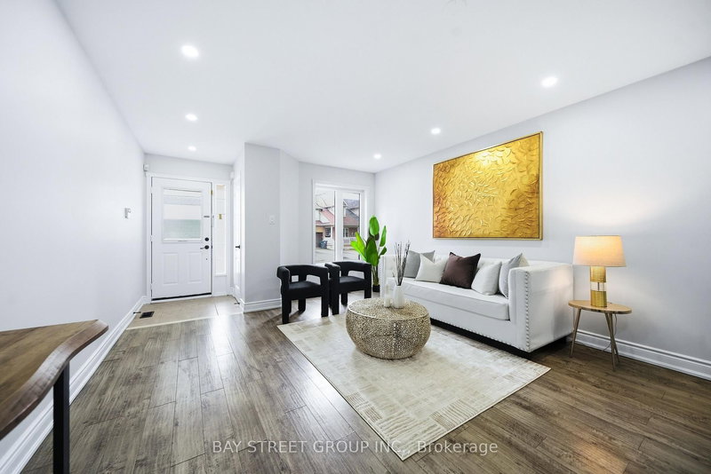 48 HEARTLEAF Cres, Brampton, L7A 2B7 | Image 3