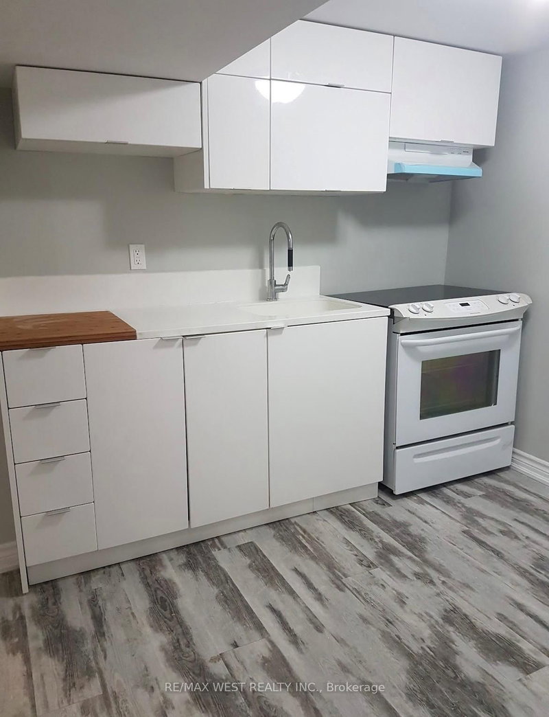 Lower - 77 Murrie St, Toronto, M8V 1X6 | Image 2