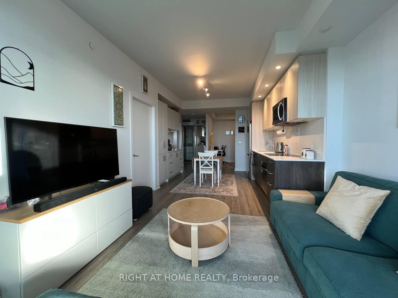 1928 Lake Shore Boulevard W, Unit 3501 - Photo 3