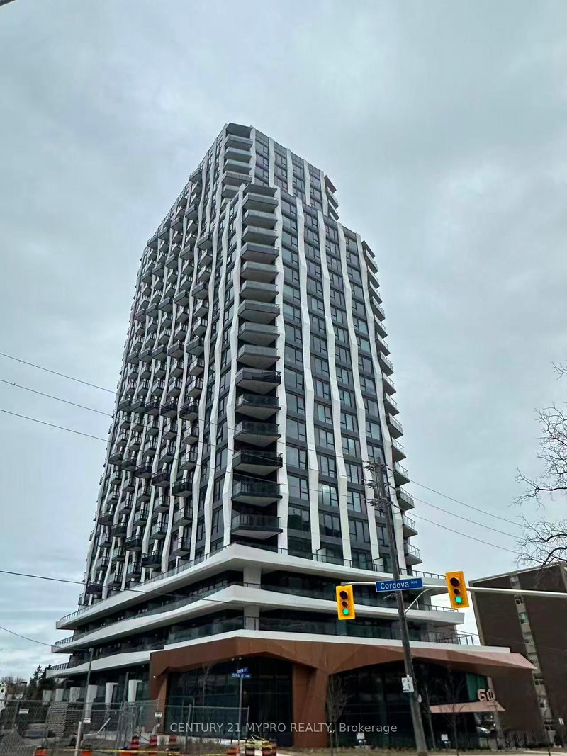 home for lease on 615-60 Central Park Roadway null