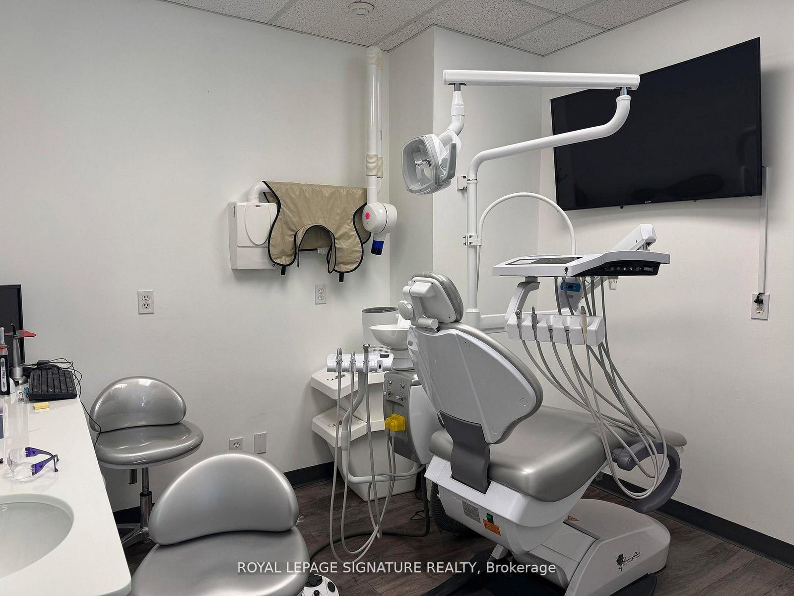 71 King Street W, Unit Unit 405 - Photo 5